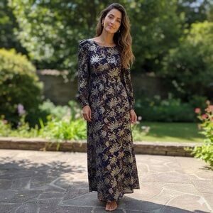 NWT Maison Stella & Suzie Sz S (38) Lolabelle Floral V Back Navy Maxi Dress